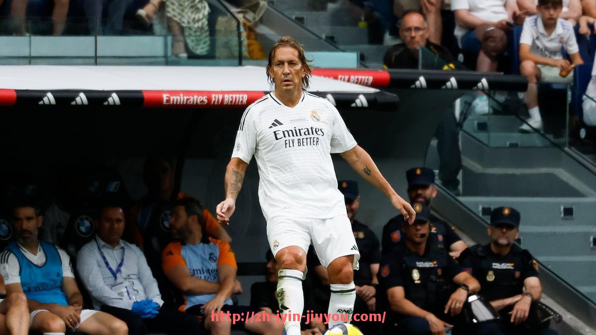 九游jiuyou-火箭队2016年选秀权交易与球员选择回顾